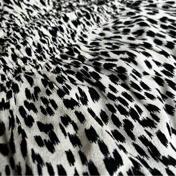 Kismet animal print smocked off shoulder top size small - Picture 3 of 6